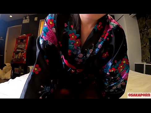❤️ Keçika ciwan a cosplay ji seksê hez dike ku bi orgazmê bi şûjinek di hespêk û blowjob de. Keçika Asyayî ya bi pisîka porî û bi cil û bergên kevneşopî yên Japonî di vîdyoya amator de ku masturbasyona bi pêlîstokên qijikê nîşan dide. Sakura 3 OSAKAPORN. ❌ Derb li ku.elitemangas.top ❌❤